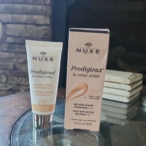 NUX Prodigieux BB Cream 01 Light Shade
